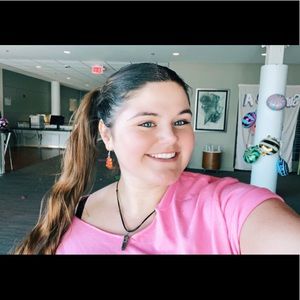 Meet your Posher, Alaina